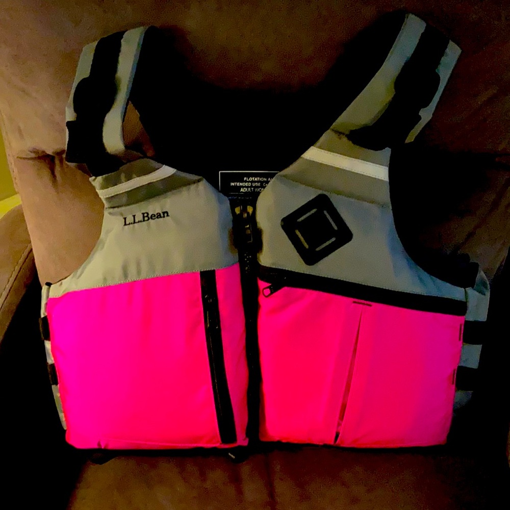 Llbean women’s life jacket.
